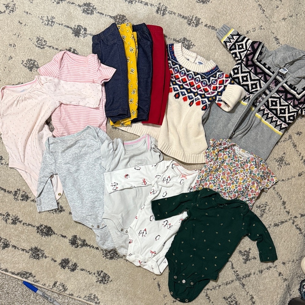 lot of Assorted Baby Clothing Bundle 0-3 month girl